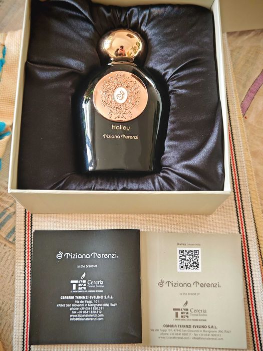 Tiziana Terenzi Halley Луксозен Парфюмен Екстракт от колекцията Comete Collection  2019 г.