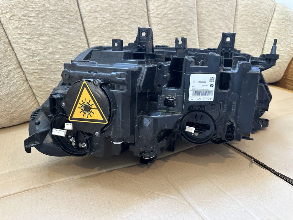 Far dreapta BMW X5 G05, X6 G06 Laser : 8082574