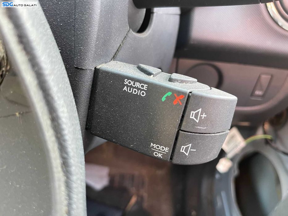 Maneta Buton Butoane Comenzi Radio Dacia Sandero 2 2012 - 2016 Cod sdgmcrds21 [AV2879]