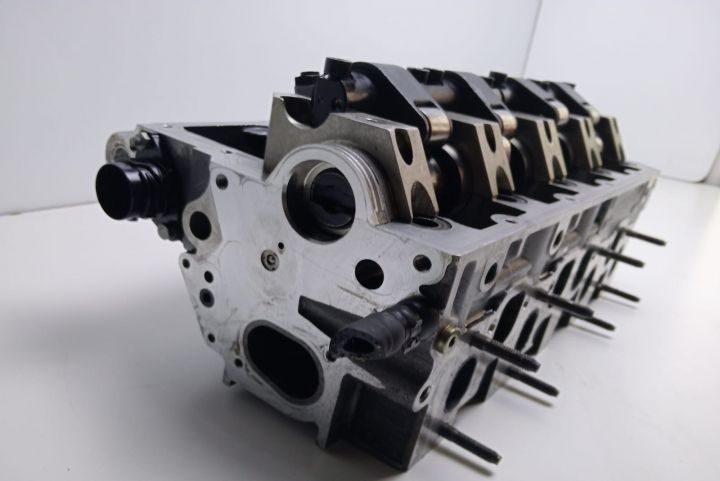 Chiuloasa cu ax cu came 1.9 tdi  038103373R Volkswagen VW Golf a 5-a