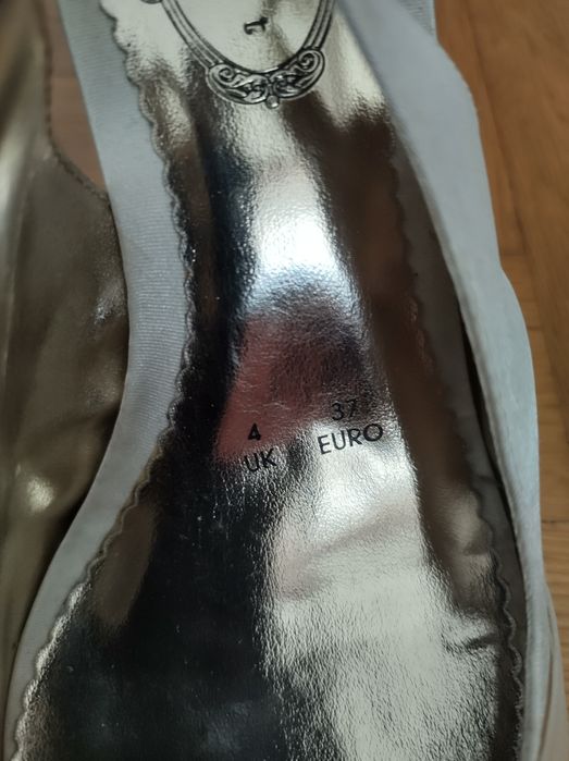 Бели официални обувки 37 номер Debenhams