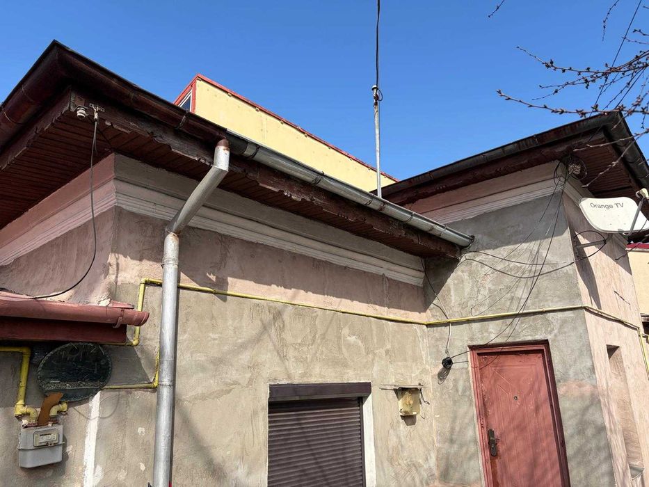 Inchiriez Casa cu 3 camere si curte de 160 mp_Sos. Chitilei_Mega Image