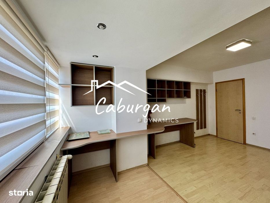 Apartament cu 3 camere, 80mp utili + balcoane, etaj 1/4, Centru