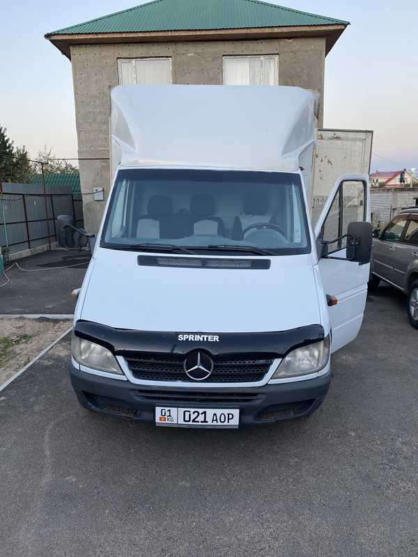 Mercedes Benz Sprinter с456ас136