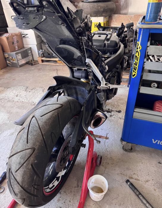 Suzuki gsxr 600 2007 на части