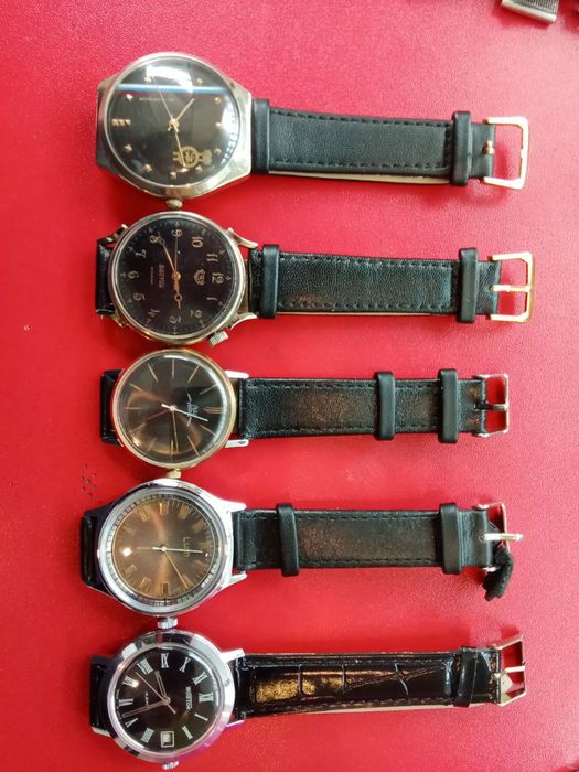 Часы ракета, полет, луч, слава