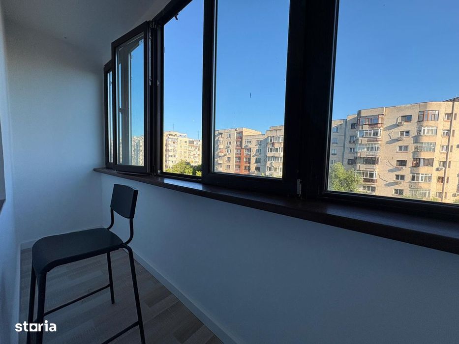 De vanzare - Apartament 3 camere - Tineretului