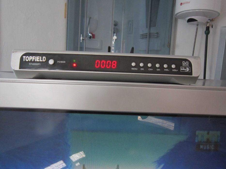 Продам телевизор LG 54см.