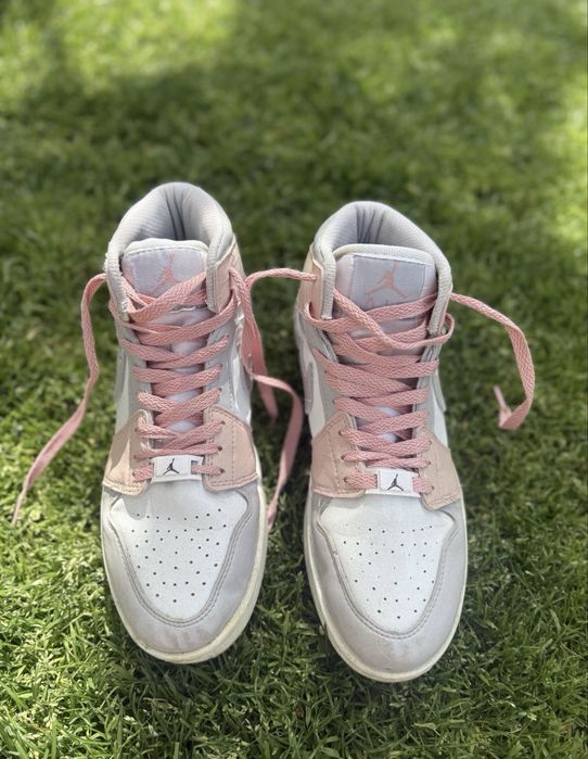 Дамски обувки  Jordan