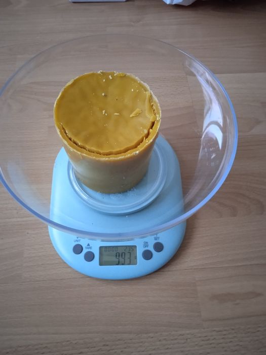 Пчелен восък пита и форма