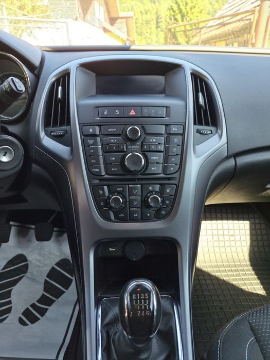 OPEL Astra 2015 — imagine 5