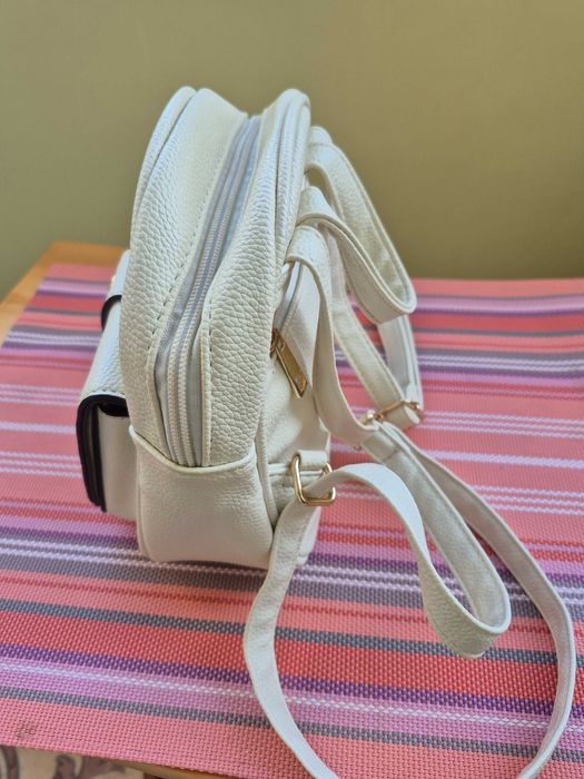 Poșetă de piele naturală