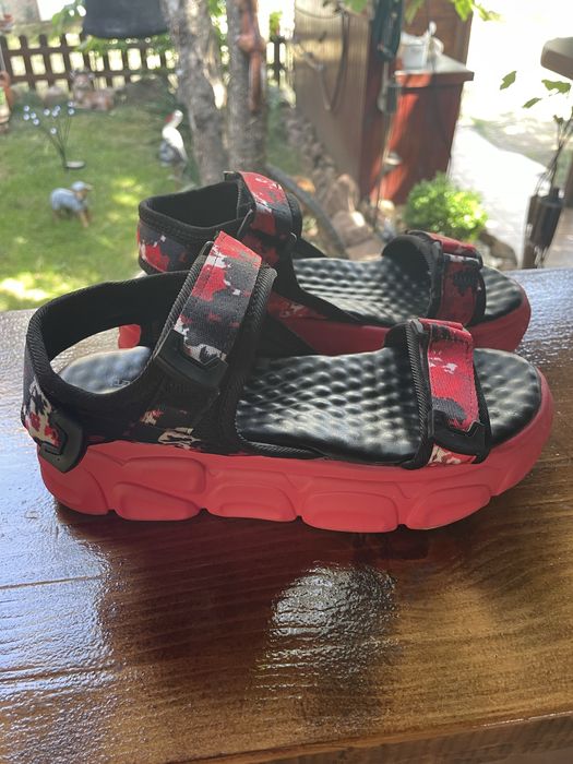 Детски сандали 38 и 37