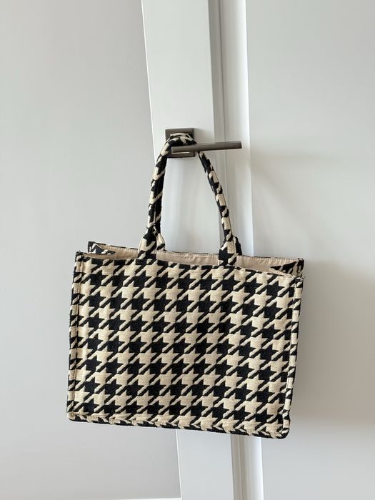 Стильная сумка универсальная