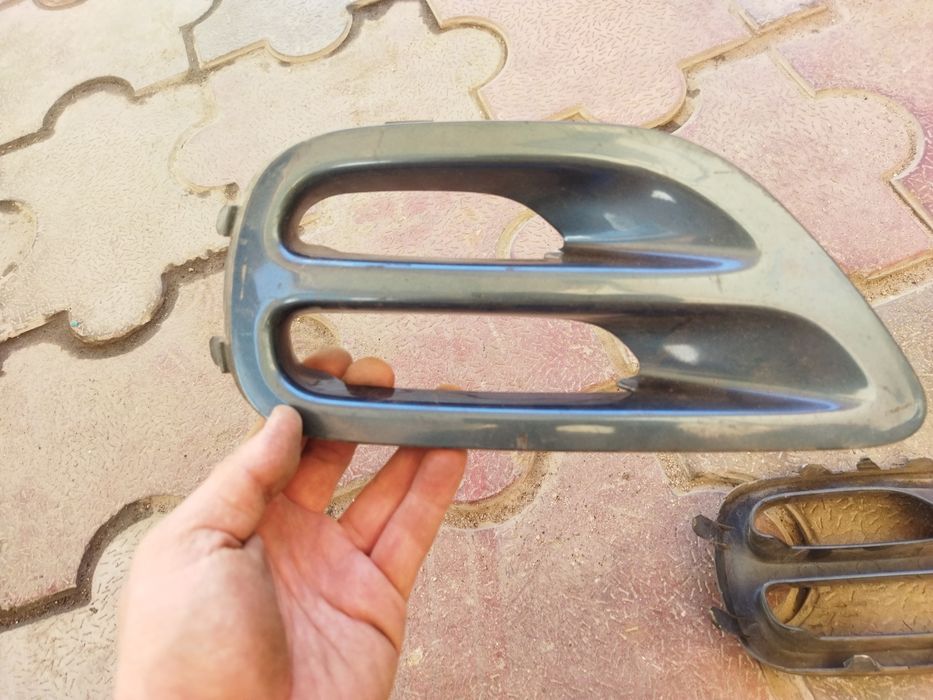 Заглушки на бампер Субару бл5