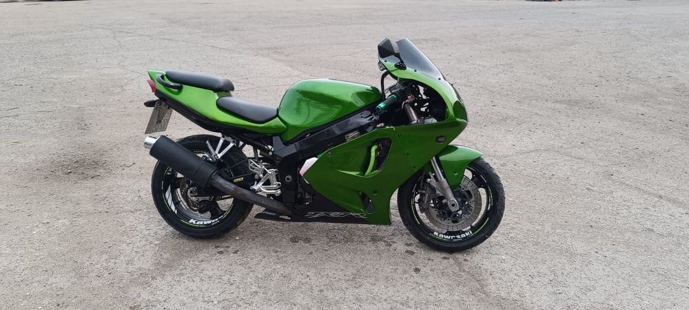 Kawasaki zx7r продам