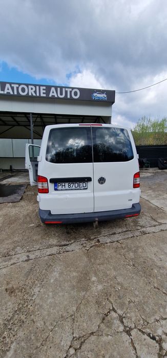 Se vinde vw t5 lung 8490 €