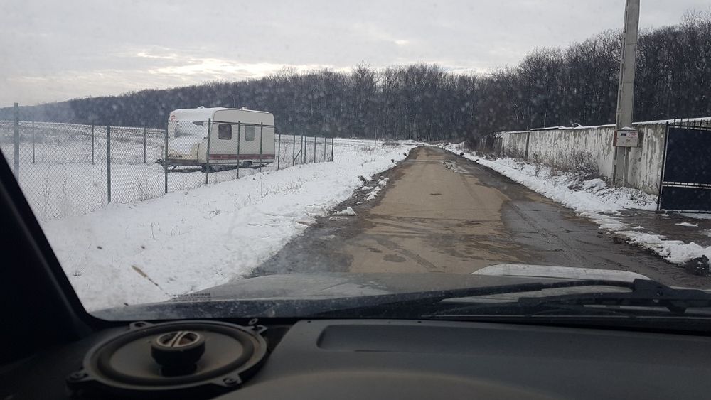 Teren intravilan langa padure