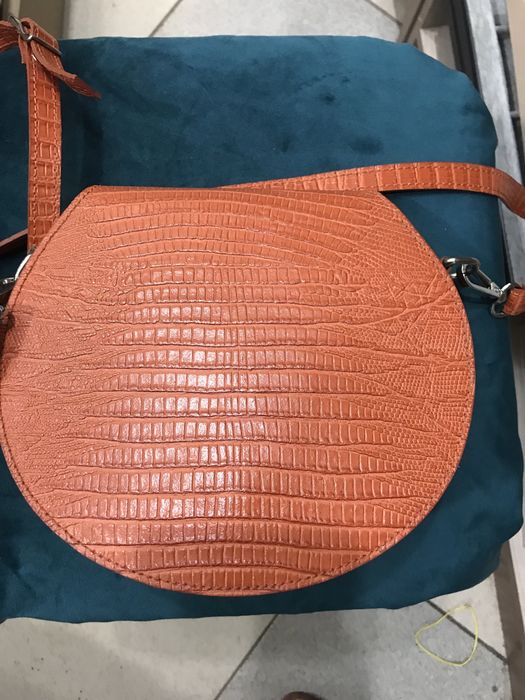 Недрого сумки из натуральной кожи!