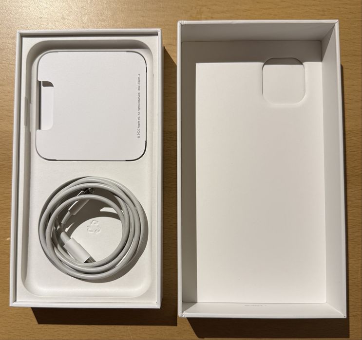 iPhone 11 64 white