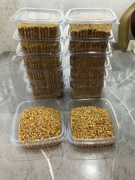 Miere de albine si polen proaspat de primavara din stupina proprie