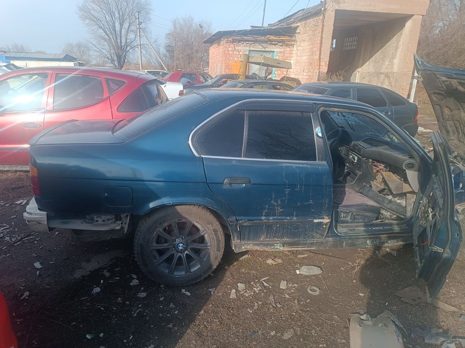 БМВ 520 2л механикалық