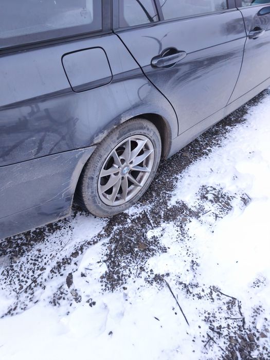 Vând faruri xenon BMW e90, e91 nonfacelit