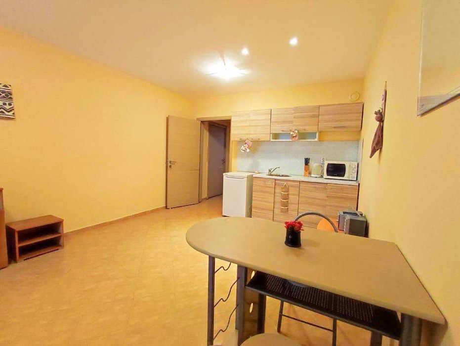 Продава се Двустаен апартамент в к.к. Слънчев бряг - 65 кв.м за 939 €/кв.м - Снимка #2