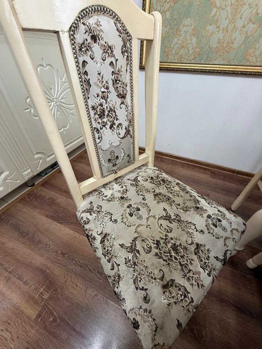 стол со стульями