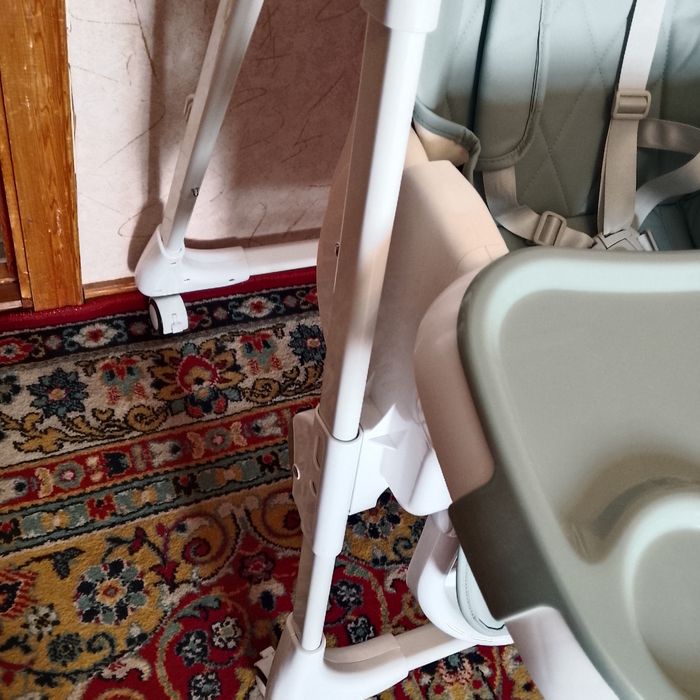 Bolalar ovqat stulchasi