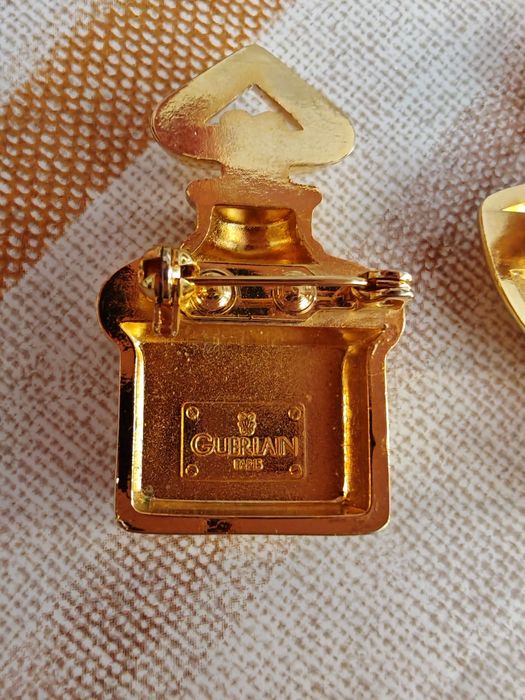 Givenchy vintage brose