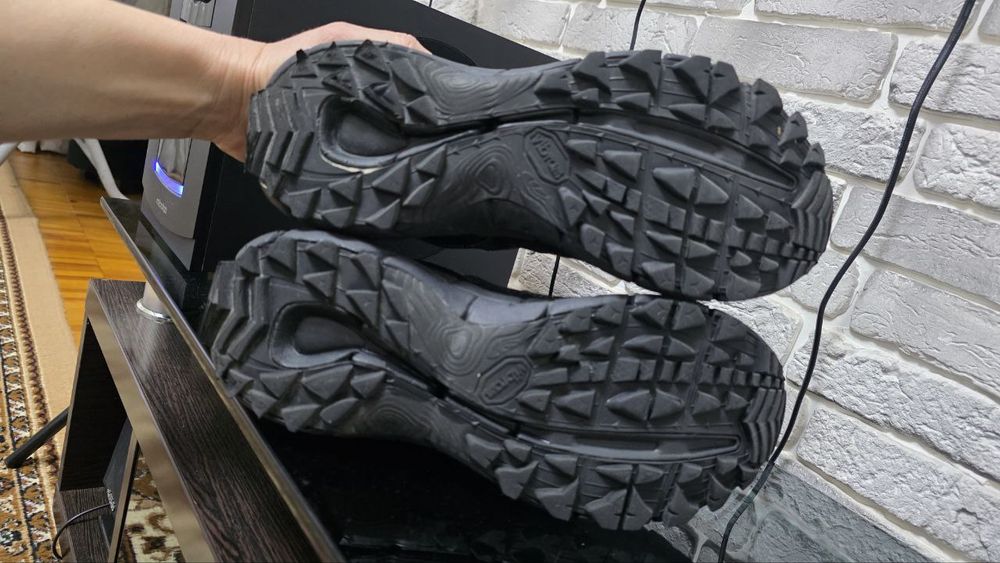 Оригинальные кроссы Reebok