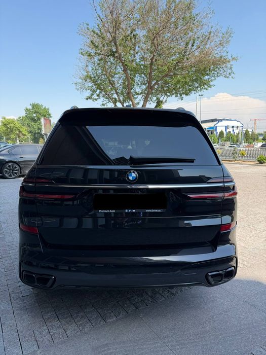 Bmw x7 m60i продается