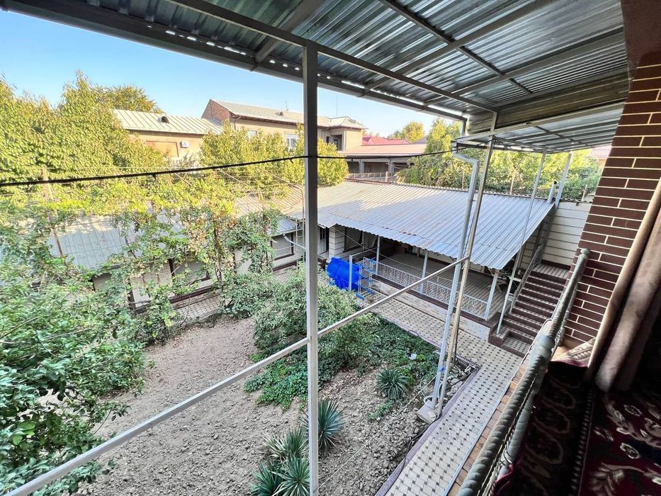 Уй ховли сотилади