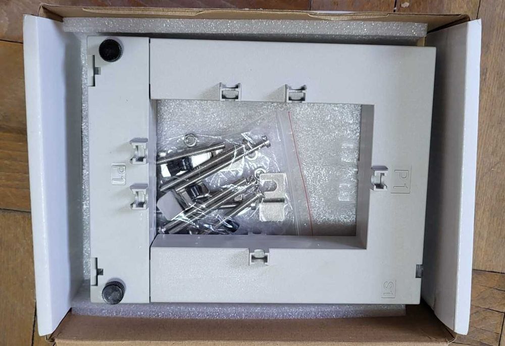 Transformator de curent Lovato DM3TA 600 – nou, nefolosit