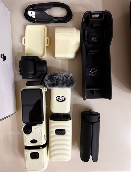 DJI Osmo Pocket 3 Creator Combo