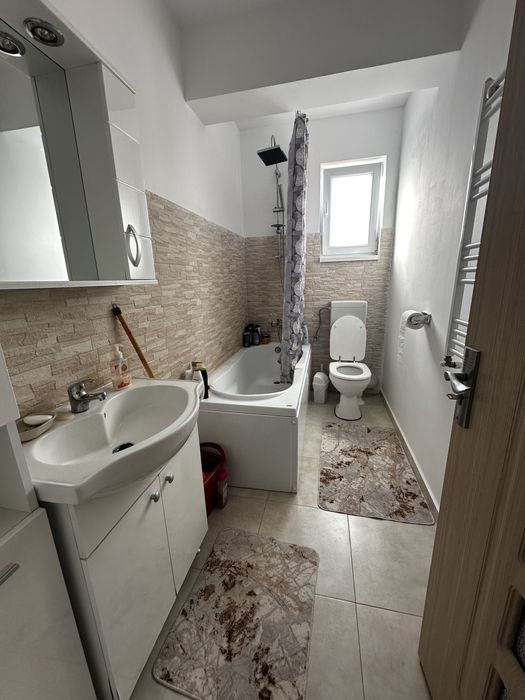 Vând garsonieră confort 1