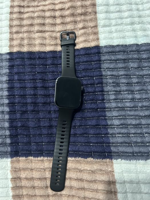 Продам часы huawei