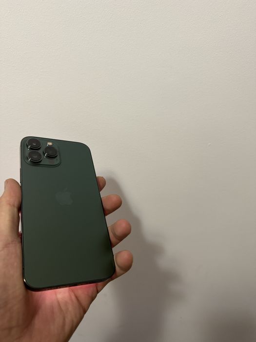 Iphone 13 pro max impecabil . Pret fix