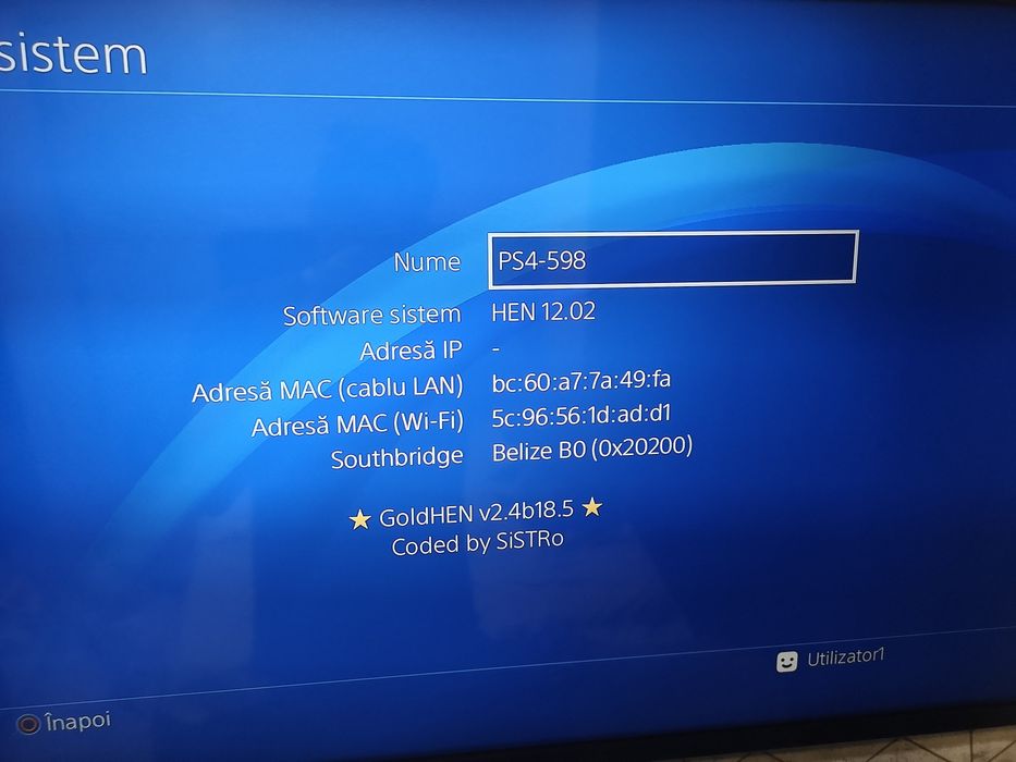 Vând PlayStation 4 slim modat