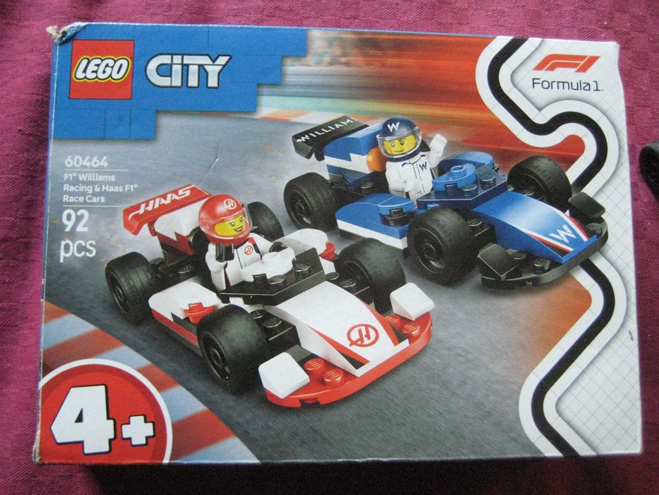LEGO CITY: Състезателни коли F1 Williams и Haas F1 (60464)