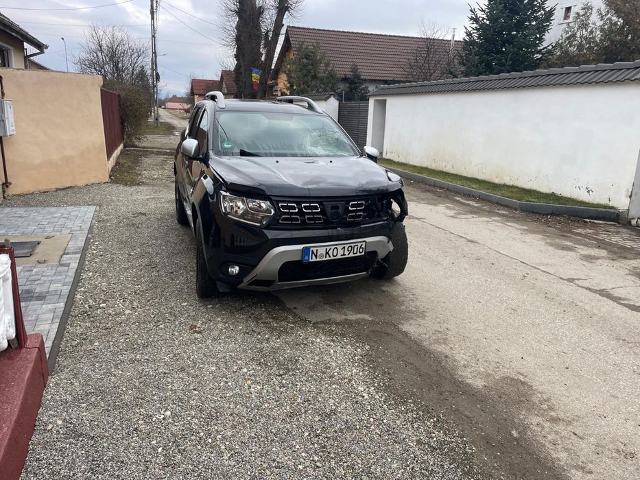 Dacia duster 2021 avariat