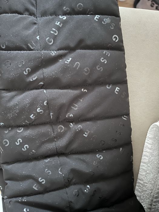 Пролетно яке като ново.