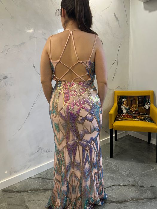 Официални ролки