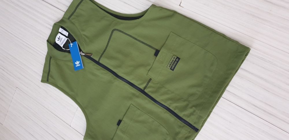 Adidas Originals Vest Mens Size M НОВО! ОРИГИНАЛ! МЪЖКИ Елек!