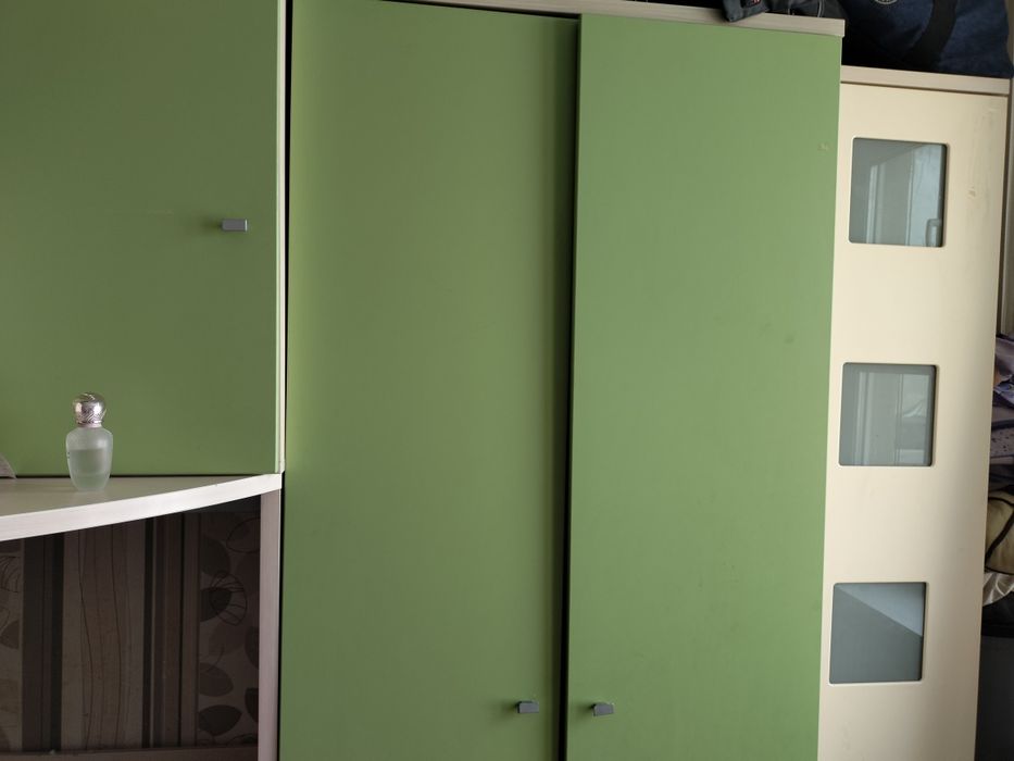 Шкаф двухэтажный