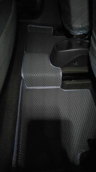 Продам комплект Эва ковриков