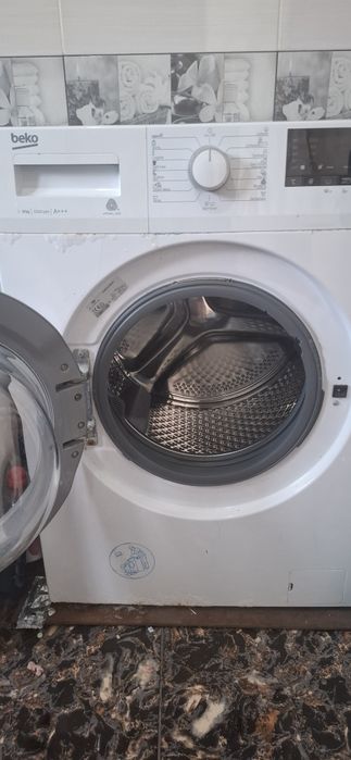 Mașina de spălat beko