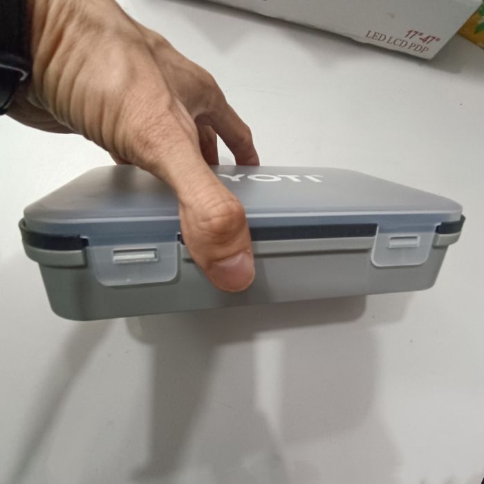 Аккумуляторная отвёртка новый,батарейкали атверка