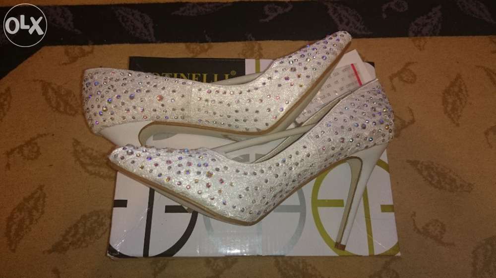 Pantofi , material textil